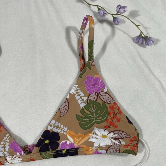 NEW Lokahi Swimwear [ Medium ] Floral Vada Bikini Top in Hana Print - Picture 5 of 10